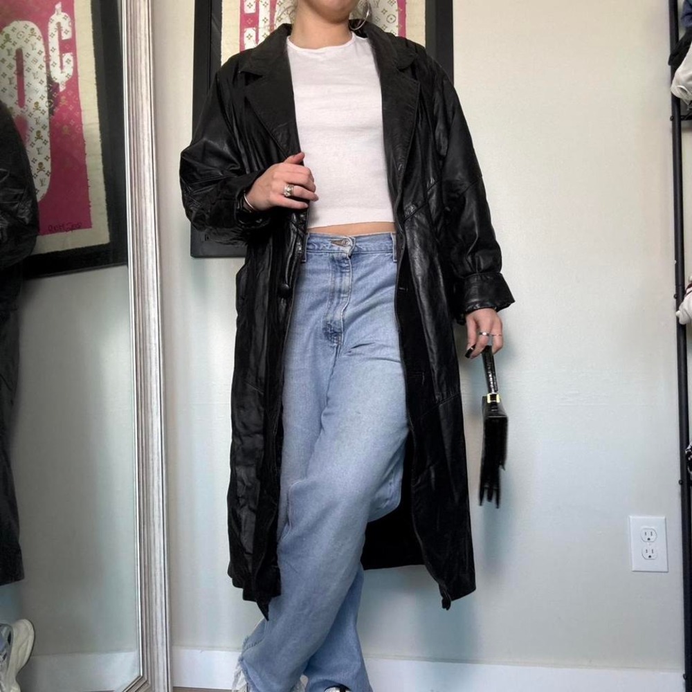 Vintage 90s Leather Trench - Picture 4 of 6
